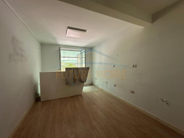 Tirane, shitet apartament 2+1 Kati 2, 69 m² 188.000 € (Petro Nini)