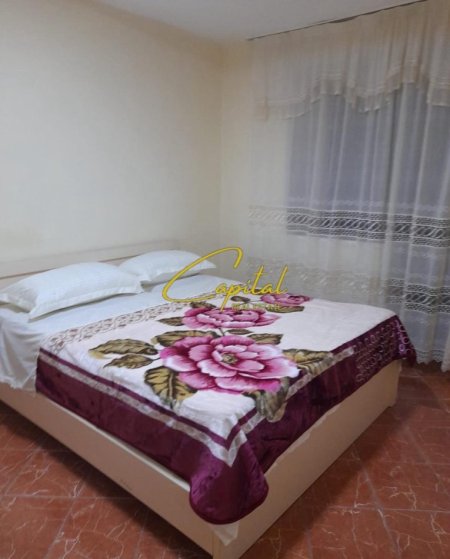 Tirane, jepet me qera apartament 2+1 Kati 1, 80 m² 420 € (BRRYLI)