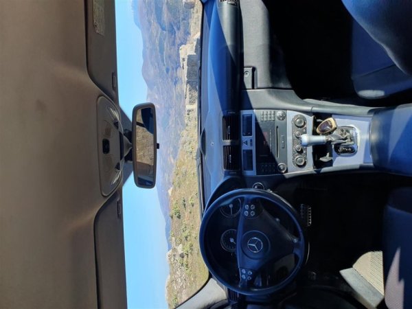 Tirane, shes makine Nafte, blu e errët automatik Kondicioner 3600 €