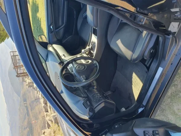 Tirane, shes makine Nafte, blu e errët automatik Kondicioner 3500 €