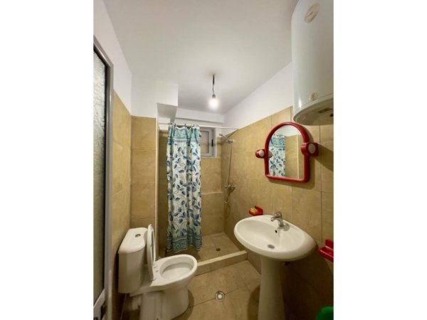 Tirane, jepet me qera apartament 1+1 Kati 2, 60 m² 390 € (Shkolla Cajupi)