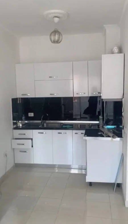 Tirane, shitet apartament 2+1 Kati 2, 86.000 € 