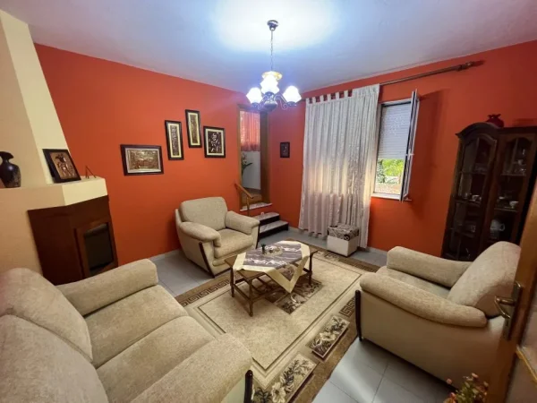 Tirane, jepet me qera apartament 3+1+Ballkon Kati 2, 121 m² 550 € (Ali Dem, Prane Tregut Te Ri Elektrik)