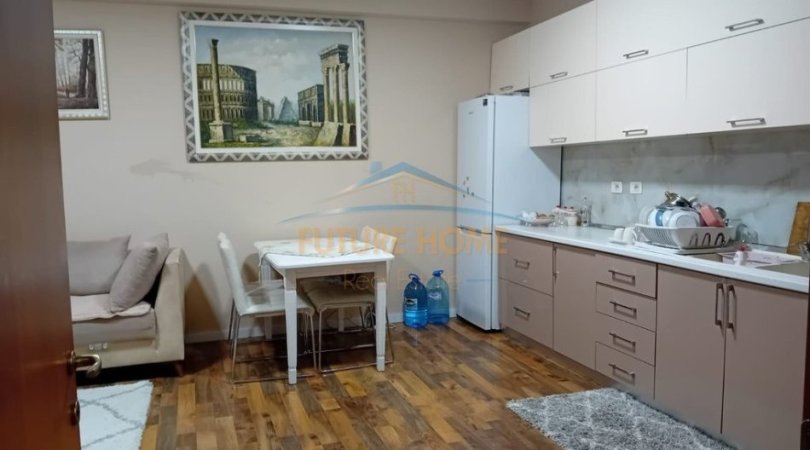 Tirane, shitet apartament 1+1 Kati 1, 65 m² 95.000 € (Shkoze)