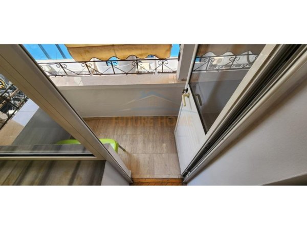 Tirane, jepet me qera apartament 1+1 Kati 4, 56 m² 500 € 