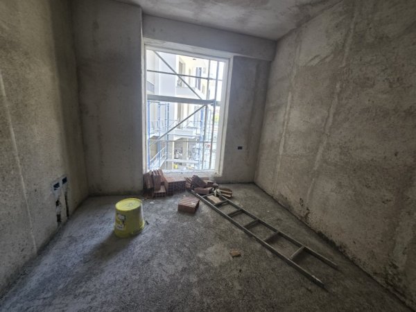 Tirane, shitet apartament 2+1+Ballkon Kati 1, 93 m² 137.500 € (Rezidenca Turdiu)