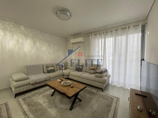Tirane, jepet me qera apartament 2+1+Ballkon Kati 2, 120 m² 500 € 