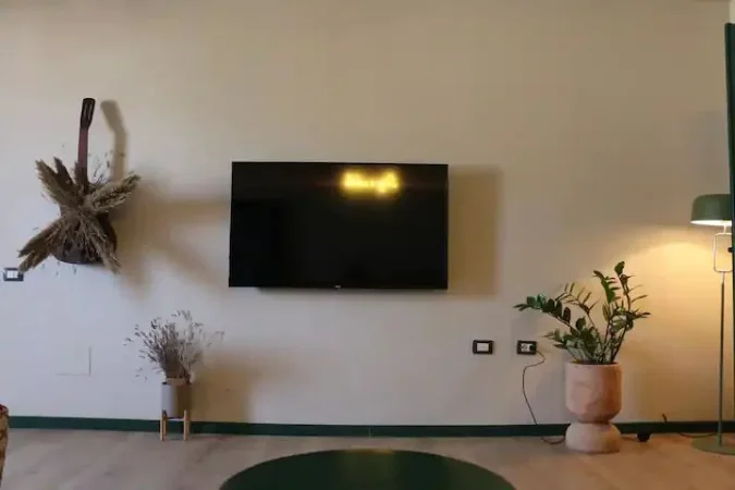 Tirane, jepet me qera apartament 2+1+Ballkon Kati 14, 700 € (ish stacioni i trenit pallati tek flori farm)