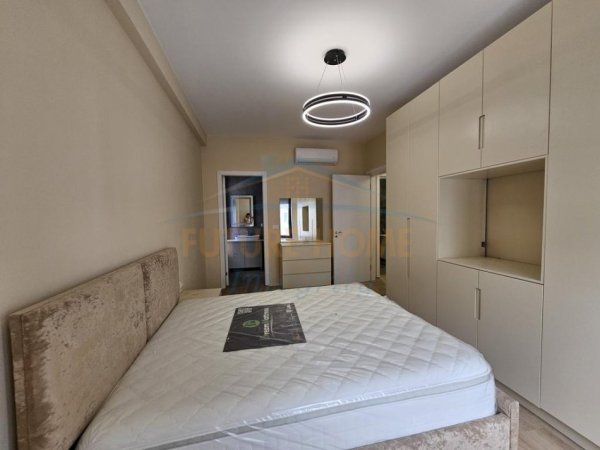 0683487469 Tirane, jepet me qera apartament 2+1+Ballkon Kati 2, 94 m² 700 € (Rruga Karl Gega)