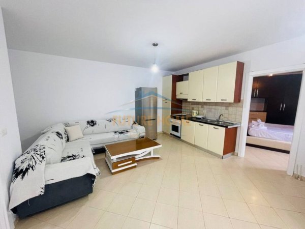 Tirane, jepet me qera apartament 1+1 Kati 6, 66 m² 450 € (Fresku)