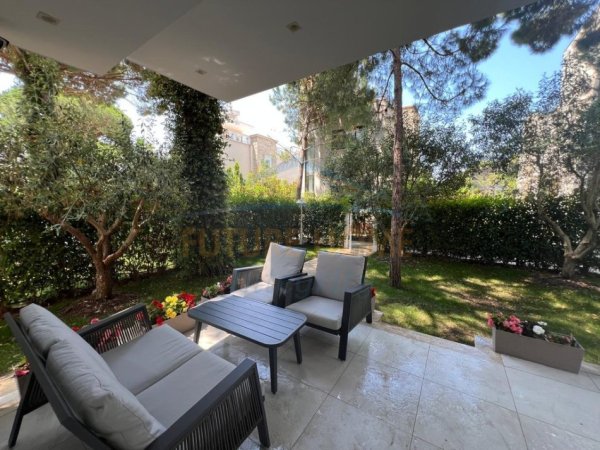 Gjiri i Lalezit, shitet, Vile, 2 Kateshe , 257 m² 870.000 € (Rezidenca Lura 3, Gjiri i Lalëzit.)