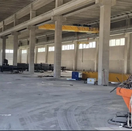 Durres, jepet me qera magazine Kati 0, 3.500 m² 8.800 € (Fllakë)