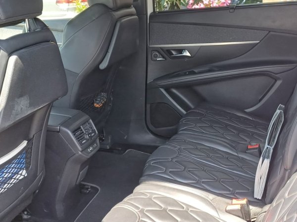Shitet makine Peugeot 5008 GT Line MJET I PERSONALIZUAR NGA FABRIKA FRANCEZE, Nafte, e bardhë automatik Kondicioner 107,000 km, 18.000 €