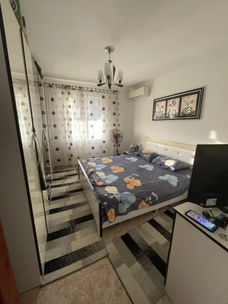 Tirane, jepet me qera apartament 2+1+Aneks Kati 2, 90 m² 430 € (Shkolla e Bashkuar)