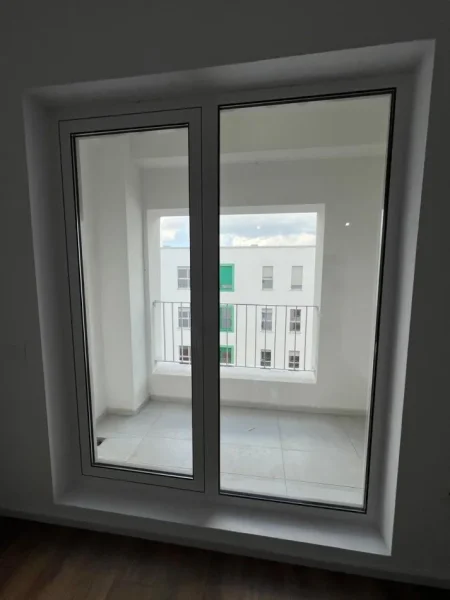 Tirane, shitet apartament 1+1 Kati 6, 100.000 € 