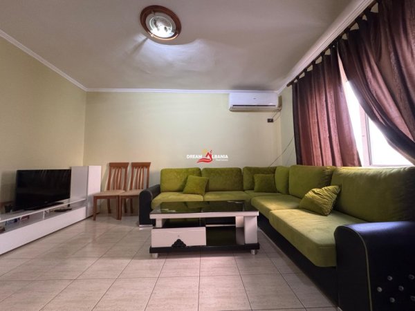 Tirane, jepet me qera apartament 1+1 , 60 m² 575 €