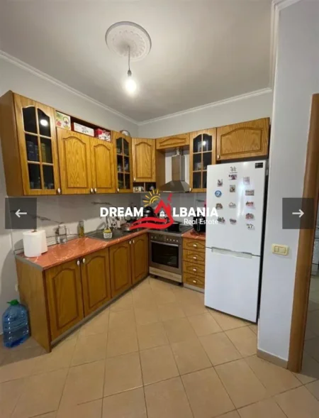 Tirane, shitet apartament 2+1+Ballkon , 91 m² 155.000 € (Ne zonen e Astirit, prane Vila L)