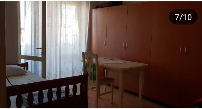 Tirane, jepet me qera apartament 2+1 Kati 5, 450 € 