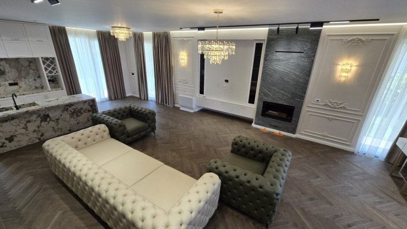 Tirane, jepet me qera Vile 2 Katshe , 306 m² 3.600 € (TEG)