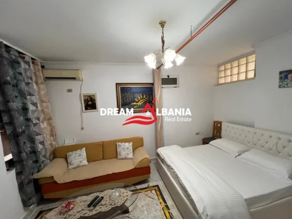 Tirane, shitet apartament 1+1 , 33 m² 85000  €