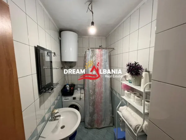 Tirane, shitet apartament 1+1 , 33 m² 85000  €