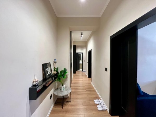 Tirane, jepet me qera apartament 1+1+Aneks Kati 2, 68 m² 700 € (Shallvaret - Tirane)