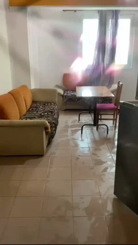 Tirane, jepet me qera apartament 1+1 Kati 1, 400 € 