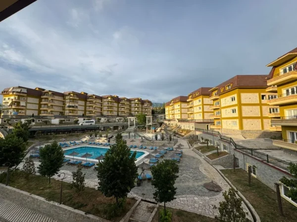 Tirane, shitet apartament 2+1+Ballkon Kati 2, 116 m² 226.000 € (FARKE)