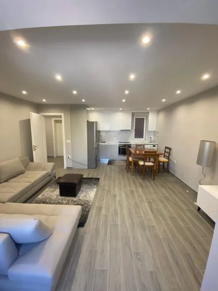 Tirane, jepet me qera apartament 2+1 Kati 3, 100 m² 450 € (Rruga Kongresi I Manastirit)