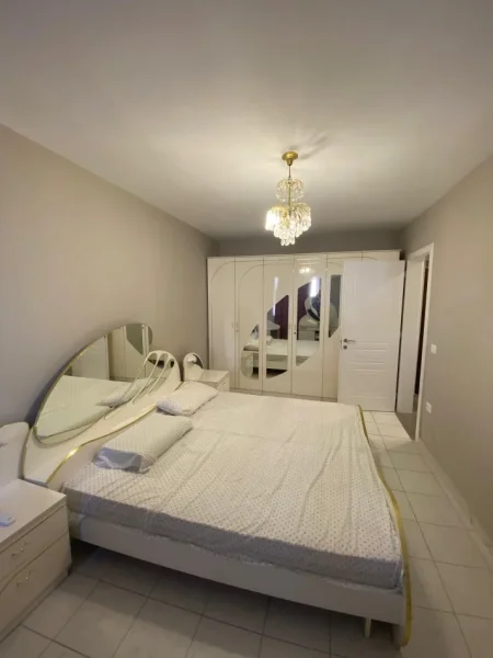 Tirane, jepet me qera apartament 2+1 Kati 3, 100 m² 450 € (Rruga Kongresi I Manastirit)