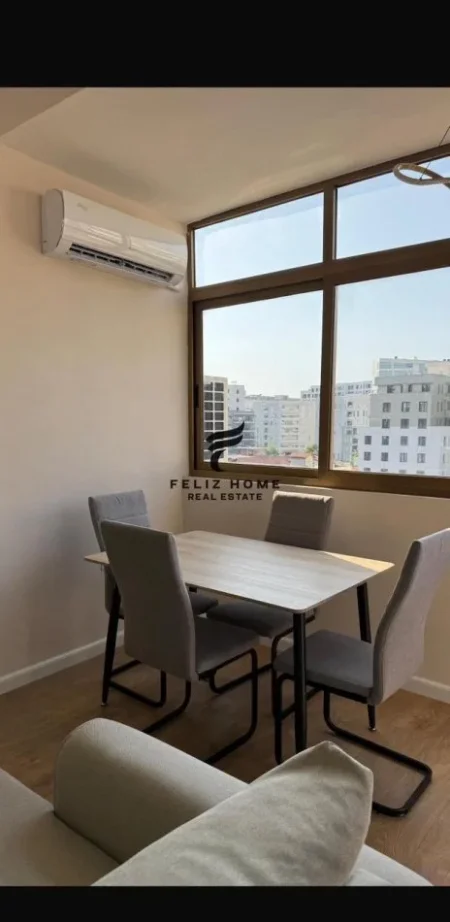 Tirane, jepet me qera apartament 2+1+Ballkon Kati 5, 75 m² 650 € (21 DHJETORI)