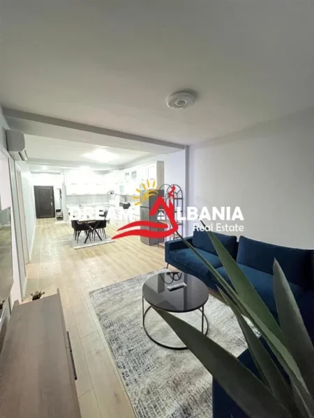 Tirane, shitet apartament 2+1+Ballkon Kati 10, 106 m² 180.000 €
