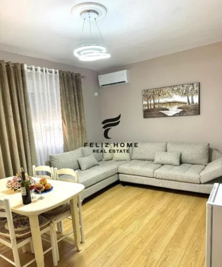 Tirane, jepet me qera apartament 2+1+Ballkon Kati 6, 120 m² 550 € (ASTIR)