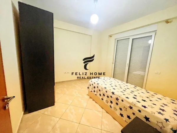 Tirane, jepet me qera apartament 2+1 Kati 2, 87 m² 550 € (LIQENI THATE)