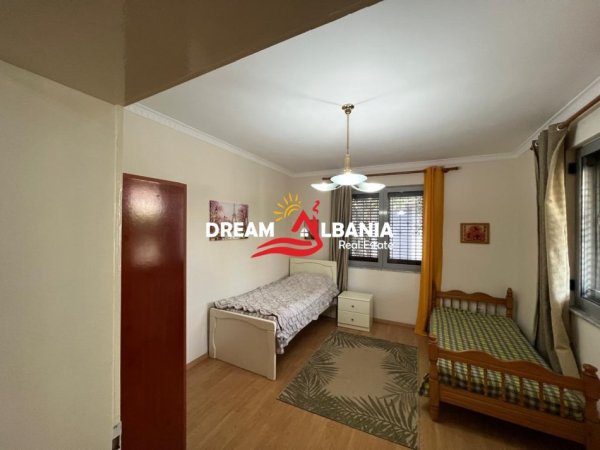 Tirane, jepet me qera apartament 3+1+Ballkon Kati 1, 140 m² 800 € (Tek Inxhinieria e Ndertimit - ID 4241037)
