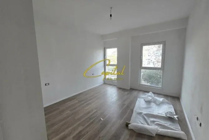 Tirane, shitet apartament 1+1 Kati 2, 74 m² 129.000 € (RRUGA DRITAN HOXHA)