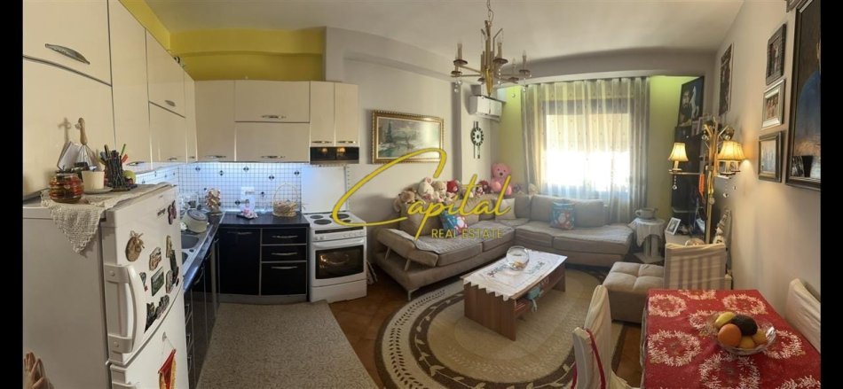 Tirane, shitet apartament 1+1 Kati 6, 52 m² 88.000 € (ASTIR)