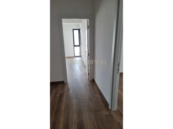 Tirane, shitet apartament 3+1 Kati 11, 123 m² 221.400 € 