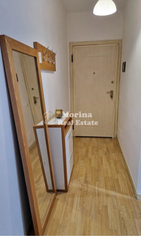 Tirane, jepet me qera apartament 1+1+Ballkon Kati 7, 70 m² 500 € (Don Bosko-Credins Bank)