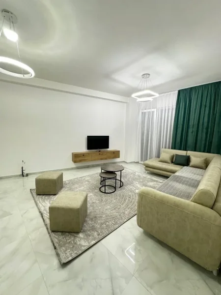 Tirane, jepet me qera apartament 2+1 Kati 8, 120 m² 600 € (Astir)
