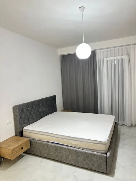 Tirane, jepet me qera apartament 2+1 Kati 8, 120 m² 600 € (Astir)
