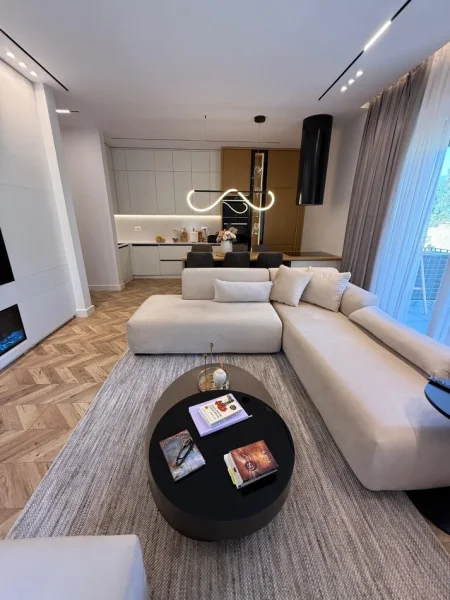 Tirane, shitet apartament 2+1 Kati 2, 1 m² 370.000 € (teg)