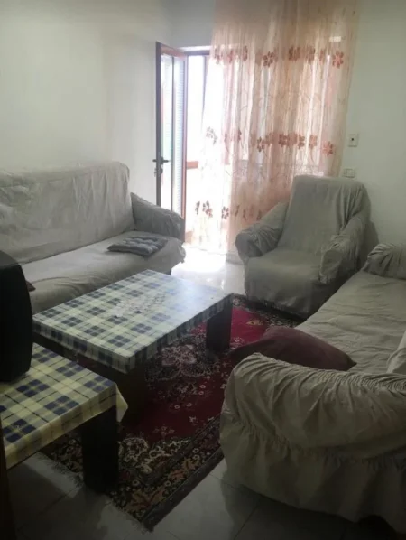 Tirane, jepet me qera Vile 2+1 Kati 2, 35.000 € (Shkolla Bashkuar)