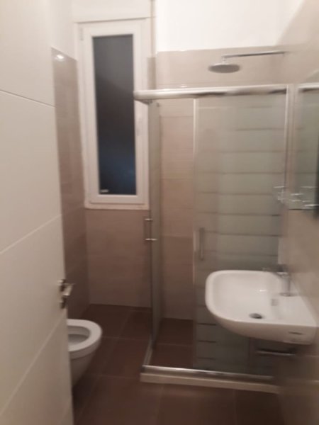 Tirane, jepet me qera apartament 1+1+Aneks+Ballkon Kati 5, 95 m² 500 €
