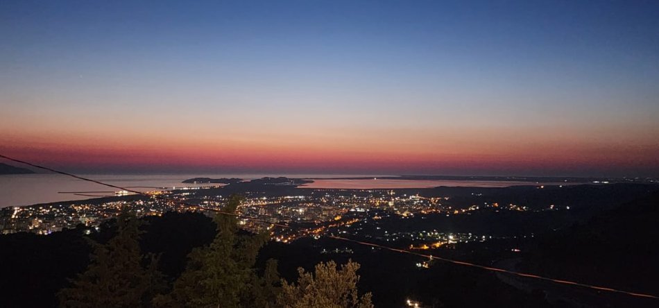Vlore, jap me qera vetem 1 dhome 1+1 Kati 2, 24 m² 35 € (Rruga andrea varfi vlore nr i shpis : 150)