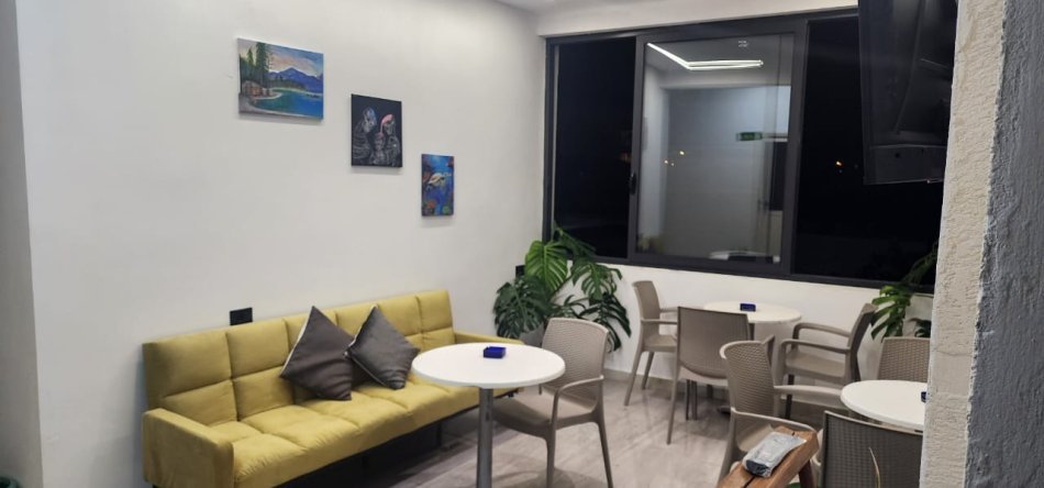 Vlore, jap me qera vetem 1 dhome 1+1 Kati 2, 24 m² 35 € (Rruga andrea varfi vlore nr i shpis : 150)