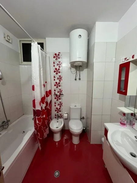 Tirane, jepet me qera apartament 2+1+Ballkon Kati 7, 650 € (Don Bosko, Viva Market)