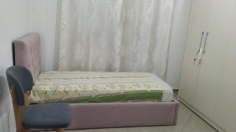 Tirane, jap me qera apartament 2+1+2 banjo Kati 1, 90 m² 40.000 Lek