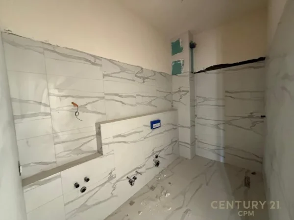 Tirane, shes apartament+verande | Penthouse 2+1 Kati 2, 124 m² 188.000 € (porta tirana e re)