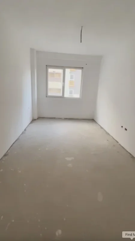 Tirane, shitet apartament 1+1+Ballkon Kati 5, 76 m² 129.200 € 